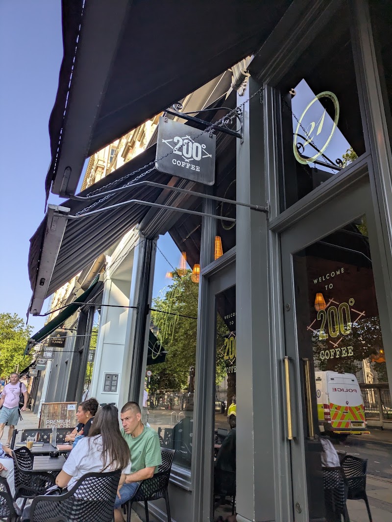 200 Degrees Coffee Shop & Barista School